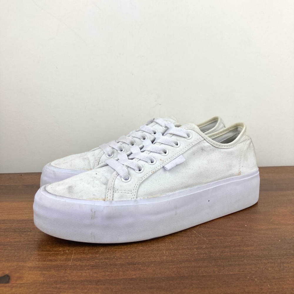 DC Manual Platform White Low Skate Casual Vegan Sneakers Shoes Women's Size 9.